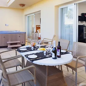 Malibu Mansions By The By Alfresco Apartamento El Faro